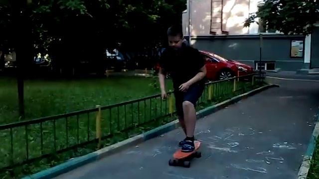 Как научица катаца на скейте смотреть онлайн
