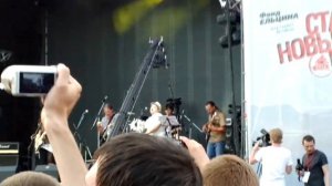 Настя Полева и Владимир Шахрин - Всему Свое Время на фестивале СНР (Екатеринбург, 17.08.2013)