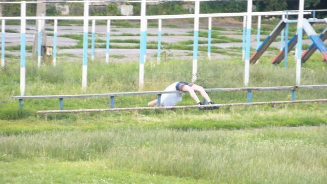 Как НЕ НАДО качать пресс!!! смотреть онлайн