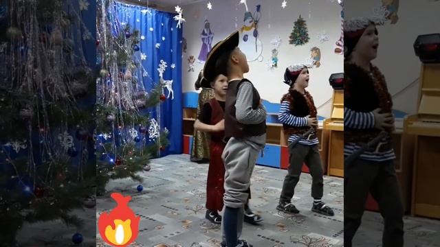 Новогодний Костюм Разбойника. смотреть онлайн