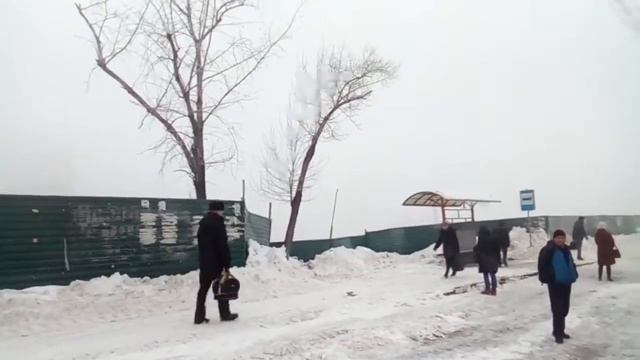 Большевистская треснула 2. Новосибирск. Стройка 6 марта 2017 смотреть онлайн