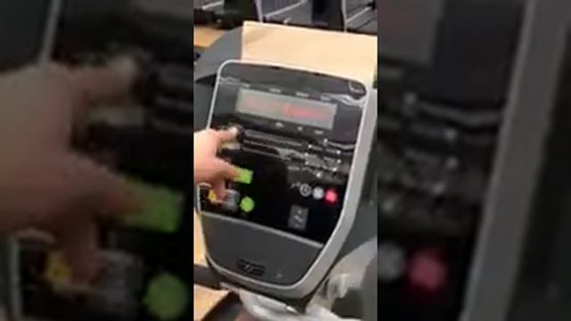 Octane Recumbent Elliptical смотреть онлайн