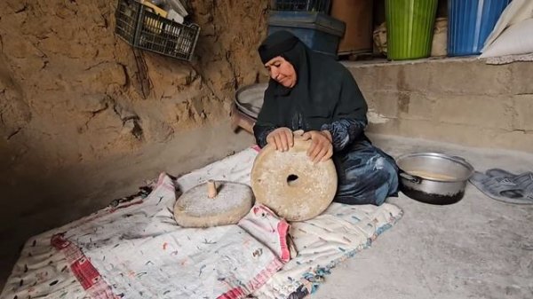 "Setin's Family: Culinary Delights & Twins' Construction Adventures"