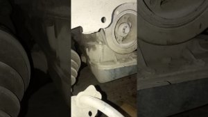 Как затянуть шкив коленвала !!!