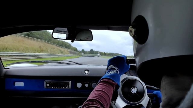 VX220 @Castle Combe - BHPTrackdays 04/10/21 PM - Video 1 смотреть онлайн