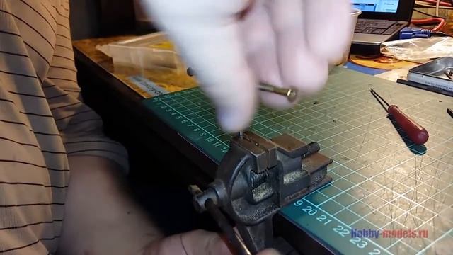 как нарезать резьбу на валу смотреть онлайн