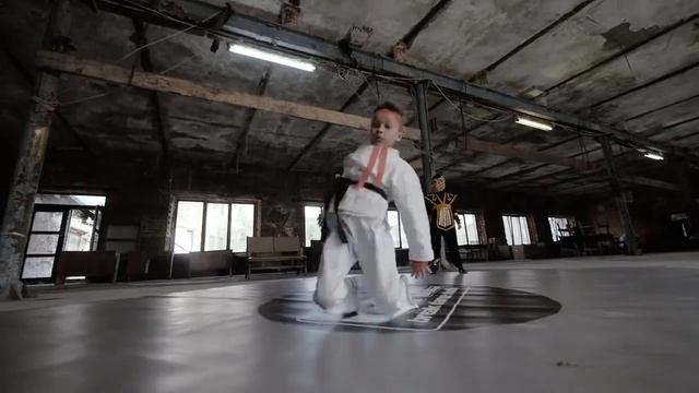 "YOU CHAMPION" - INTRO. смотреть онлайн