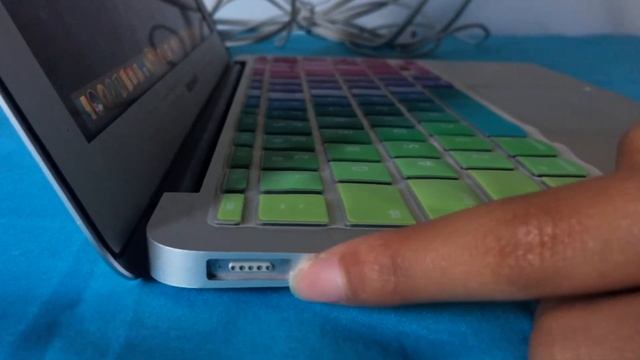 ENVLOG #1 - REVIEW MACBOOK AIR 2014 11,6" [ BAHASA INDONESIA ] смотреть онлайн