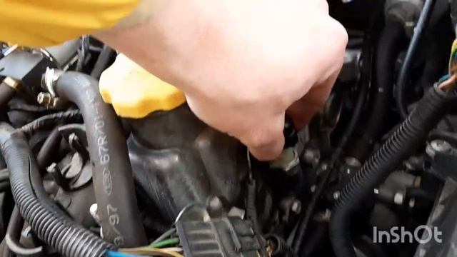 Замена датчика давления масла на Гранте. Ошибка двигателя Р0523. ГрантаПодТакси. смотреть онлайн