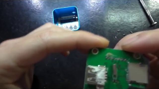 Por dentro do box mp3 mod. TD-V26 смотреть онлайн