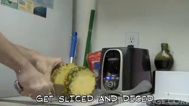 Annoying Orange - Annoying Ways to Die With Electronic Sounds смотреть онлайн