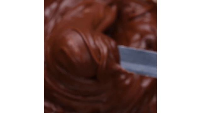Fudgiest Dairy-Free Chocolate Cake смотреть онлайн