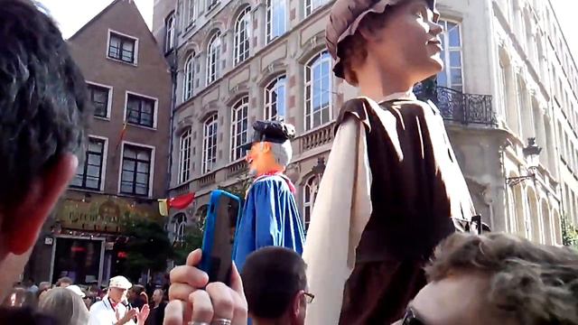 Свадьба великана Брюссель Бельгия есть что посмотреть смотреть онлайн