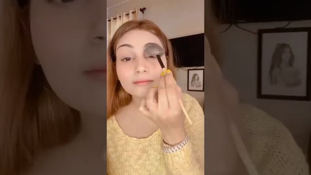 Daily makeup look by NWG full look expert (neha waraich grover) смотреть онлайн