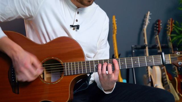 'You Make My Dreams' acoustic guitar tutorial with LOOPER pedal смотреть онлайн