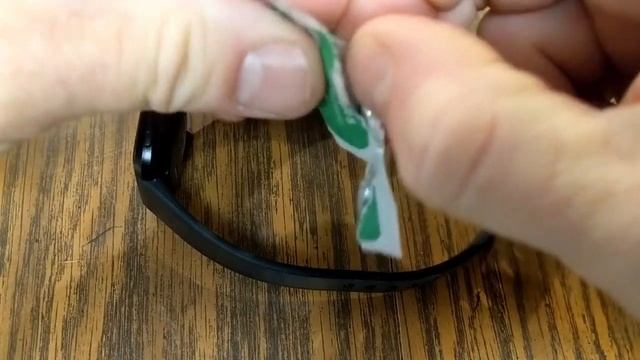 Fitbit Versa Best Screen Protector (2020) - How To Install Screen Protector On Fitbit Versa (Qibox) смотреть онлайн