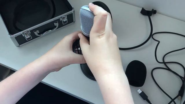 Trust gxt 252 emita microfoon unboxing Nederlands смотреть онлайн