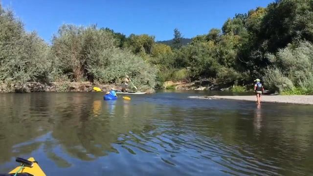 Paddling Russian river. смотреть онлайн