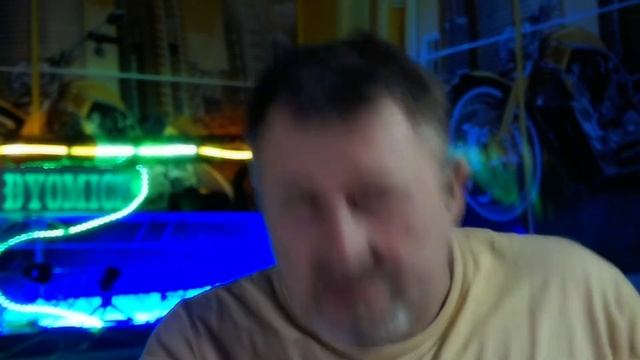 Заработал и пошёл пешком в райцентр . смотреть онлайн