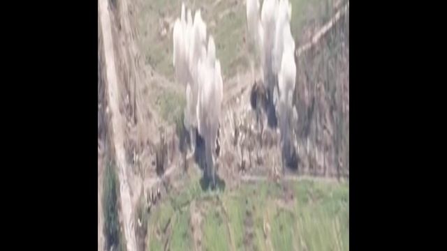 Артилерия ВС РФ поразила блокпост ВСУ на херсонском направлении смотреть онлайн