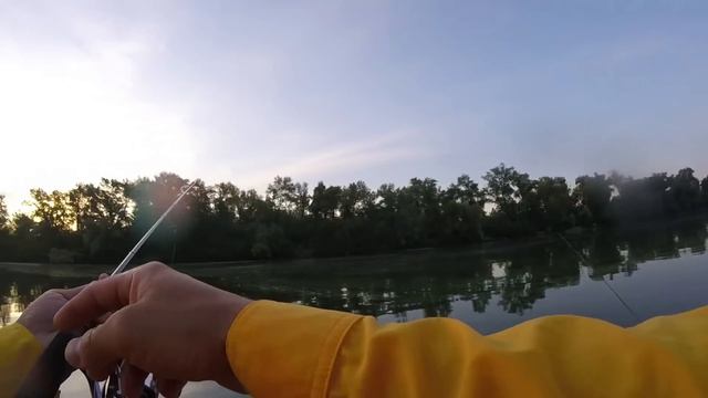 Язь - рыба моей мечты. Ловля на спиннинг с лодки в жару. Мой рекордный язь. смотреть онлайн