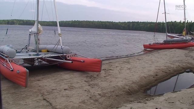 Folding catamaran sailing. The first test sail. Первый поход моего катамарана Онега 2011г. смотреть онлайн