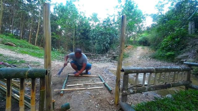 Complete the gate of the house, a frugal meal for a small family смотреть онлайн