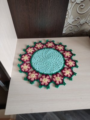 Салфетка "Апрелия"/крючком/