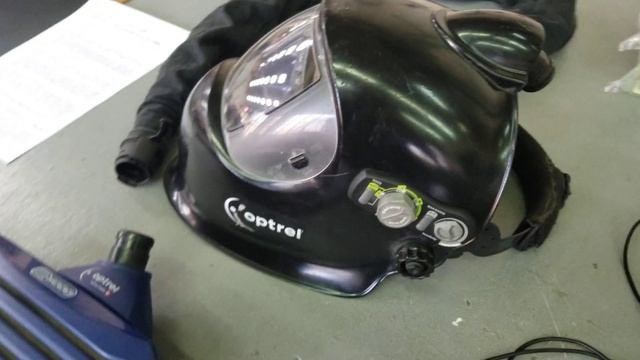 Сварочная маска Optrel e640 с принудительной подачей воздуха е 3000. Маска за 160к. смотреть онлайн