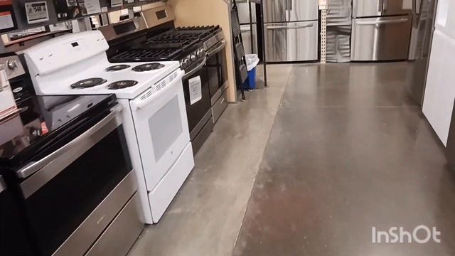 США. Про коричневый унитаз в строительном магазине "The Home Depot". смотреть онлайн