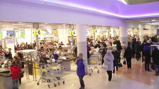 В Смоленске открылся ТРЦ Макси смотреть онлайн