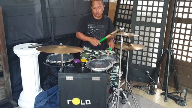 Gigbox Cajon DIY Drums on La Camisa Negra drum cover by Roy Villaroho (Roloman Kaban drums) смотреть онлайн