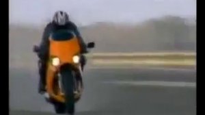 Самый быстрый мотоцикл в мире с вертолетным двигателем.