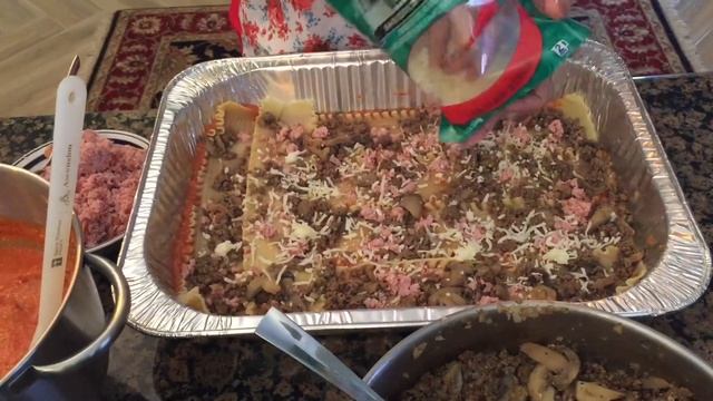 How to Make Lasagna (Easy to Follow Directions) смотреть онлайн