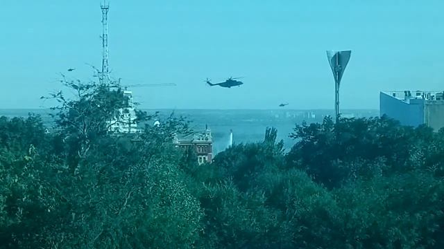 Ростов 21.08.2017 тушение пожара на Театральной площади смотреть онлайн
