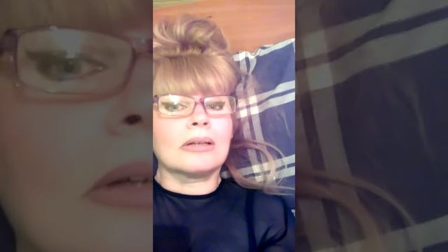 " Я сейчас лежу ничком" МАРИНА ЦВЕТАЕВА, читает РИНА ЦА смотреть онлайн