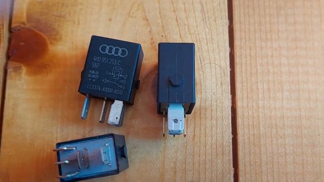 Реле 646 черное VW 4H0951253C AUDI Skoda VW смотреть онлайн