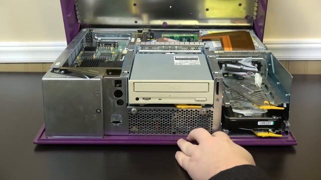 SGI Indigo2: An $86,000 Workstation from 1995 смотреть онлайн