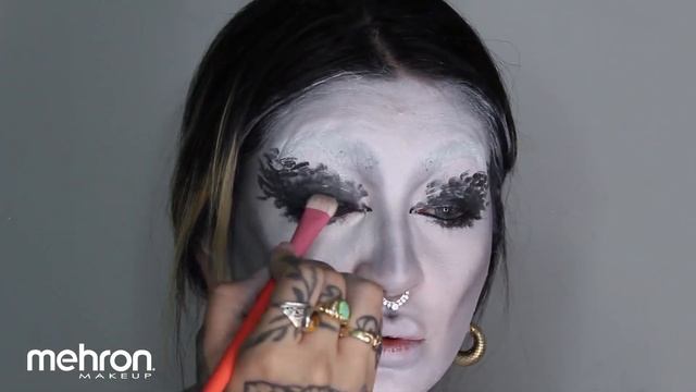 Ghost Bride Halloween Makeup Look Tutorial смотреть онлайн