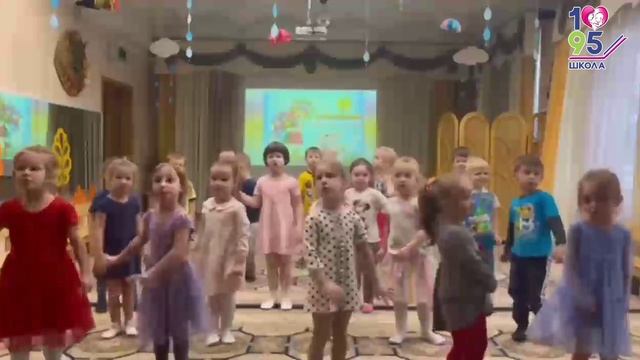 С праздником, дорогие мамочки!