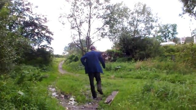 Озёрск Берег Анграпы Тяжело по грязи, да ещё бухому... смотреть онлайн