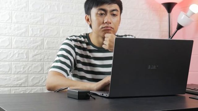 Alasan Kenapa Harus Beli Laptop Acer Swift 3 Infinity 2 (SF314-57G) - Review Indonesia смотреть онлайн