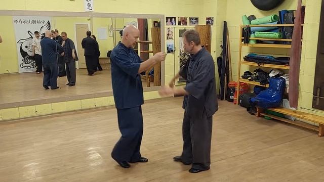 Занятия Вин Чун в клубе Павла Юдина элемент тренировки