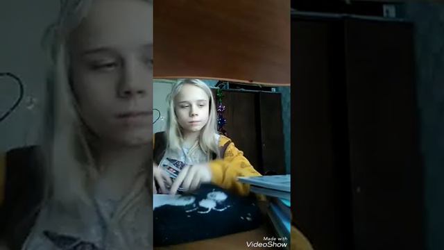 Как я делаю домашку?! Списываю с ГДЗ? В каком классе я учусь?? смотреть онлайн