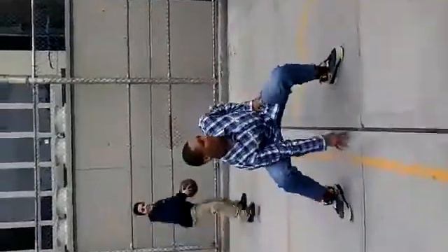 Harlem Shake is143 смотреть онлайн