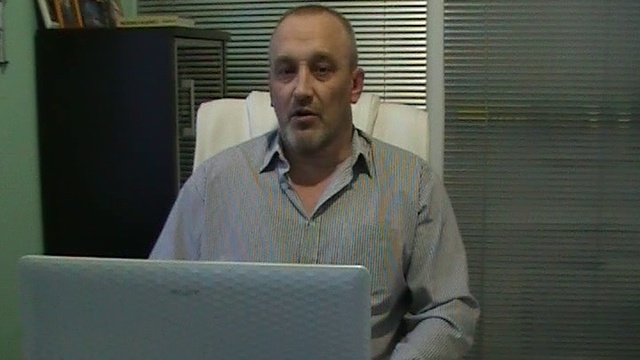 «My grandma said that English is difficult and for intelligent people only!» смотреть онлайн