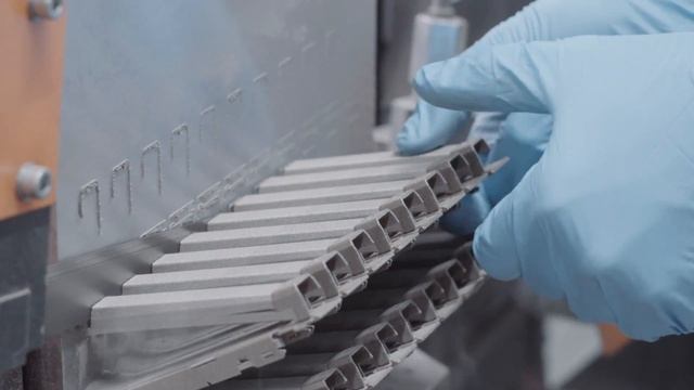Selective Laser Melting: 3D Printing explained by PROTIQ! смотреть онлайн