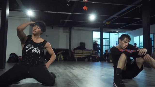 Rendezvous At Two - Play With Me / CHOREOGRAPHY Kendrick Mart смотреть онлайн