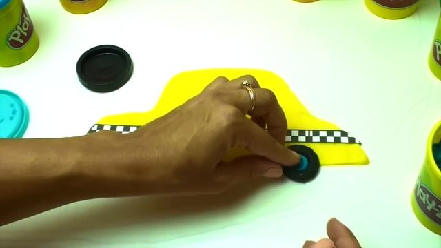 Машинки лепим из пластилина Плей до такси Play doh Cars смотреть онлайн
