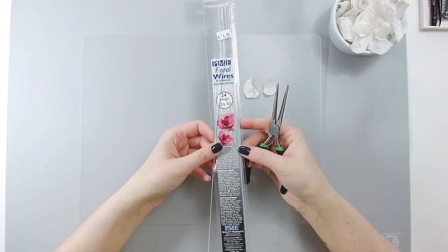 Wafer Paper Flowers - Wedding Cake Design | Florea Cakes | Cake Decorating Tutorial смотреть онлайн